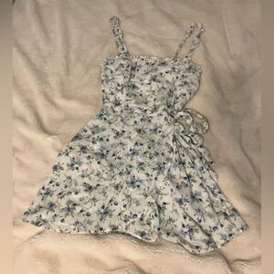 altard state white and blue flowered dress size s